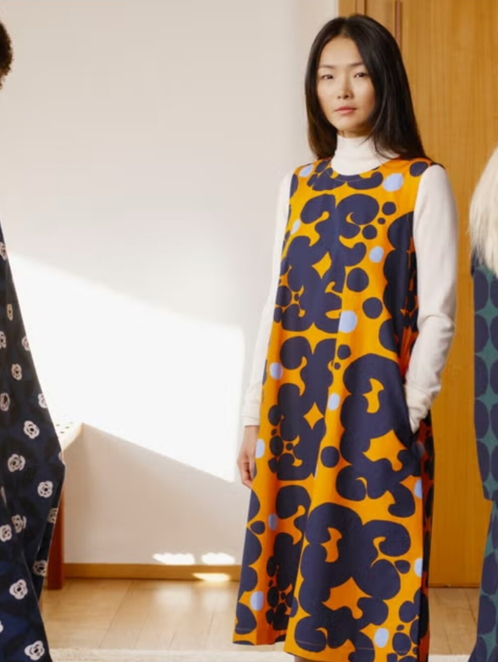 Marimekko X Uniqlo Orange and Navy Abstract Print Sleeveless cute Dress Size Xs